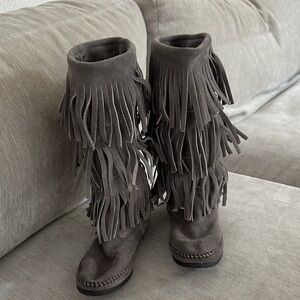Minnetonka Charcoal Suede Fringe Boots